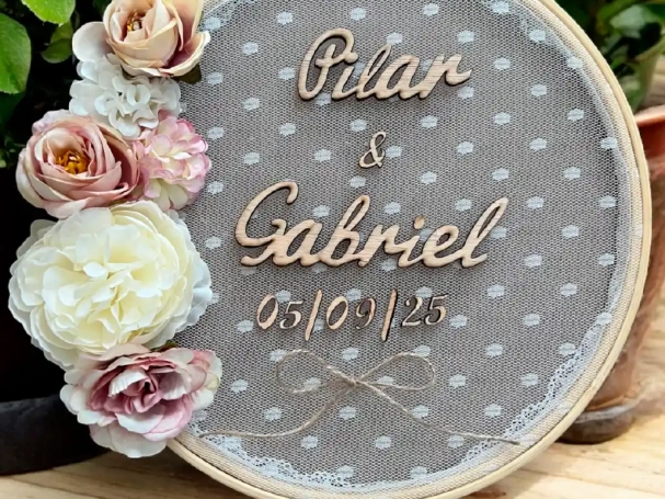 Porta alianza modelo rosa pastel